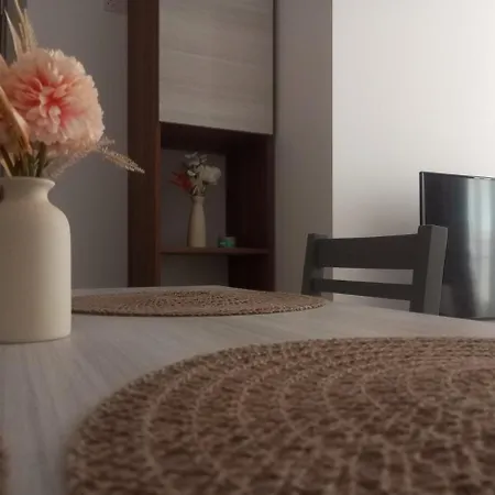 Apartamento Brand New - Cozy 1007 *